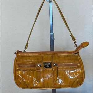 ❤️Liz Claiborne Mustard Bag